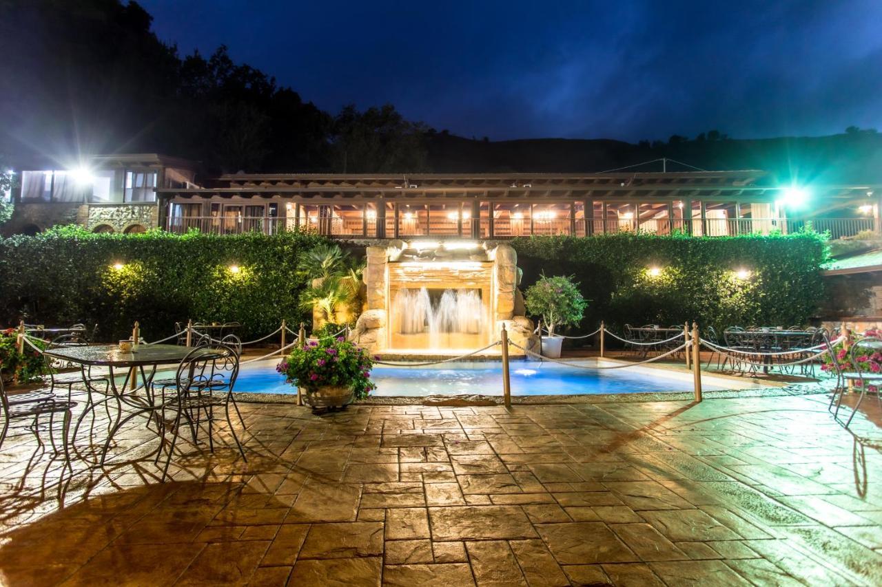 B & B Le Casette Sull'Albero Di Villa Alba Messina Exterior foto